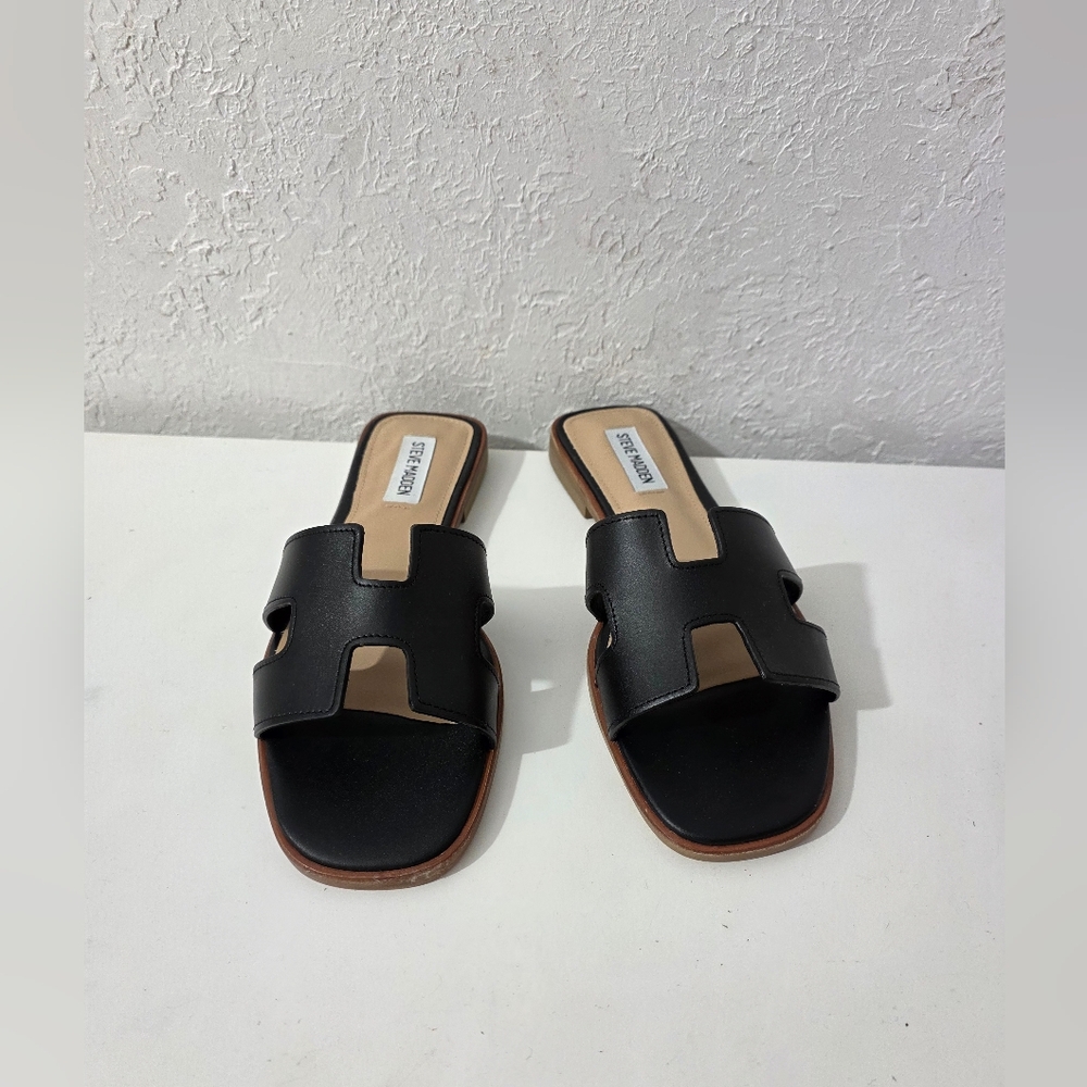Steve Madden Hadyn Black Slip-On Leather Sandals Women’s Size 8